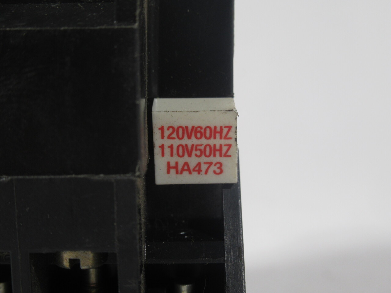 Allen-Bradley 100-A09ND3 Ser.B Contactor 110/120V 50/60Hz GREY *CHIPPED* USED