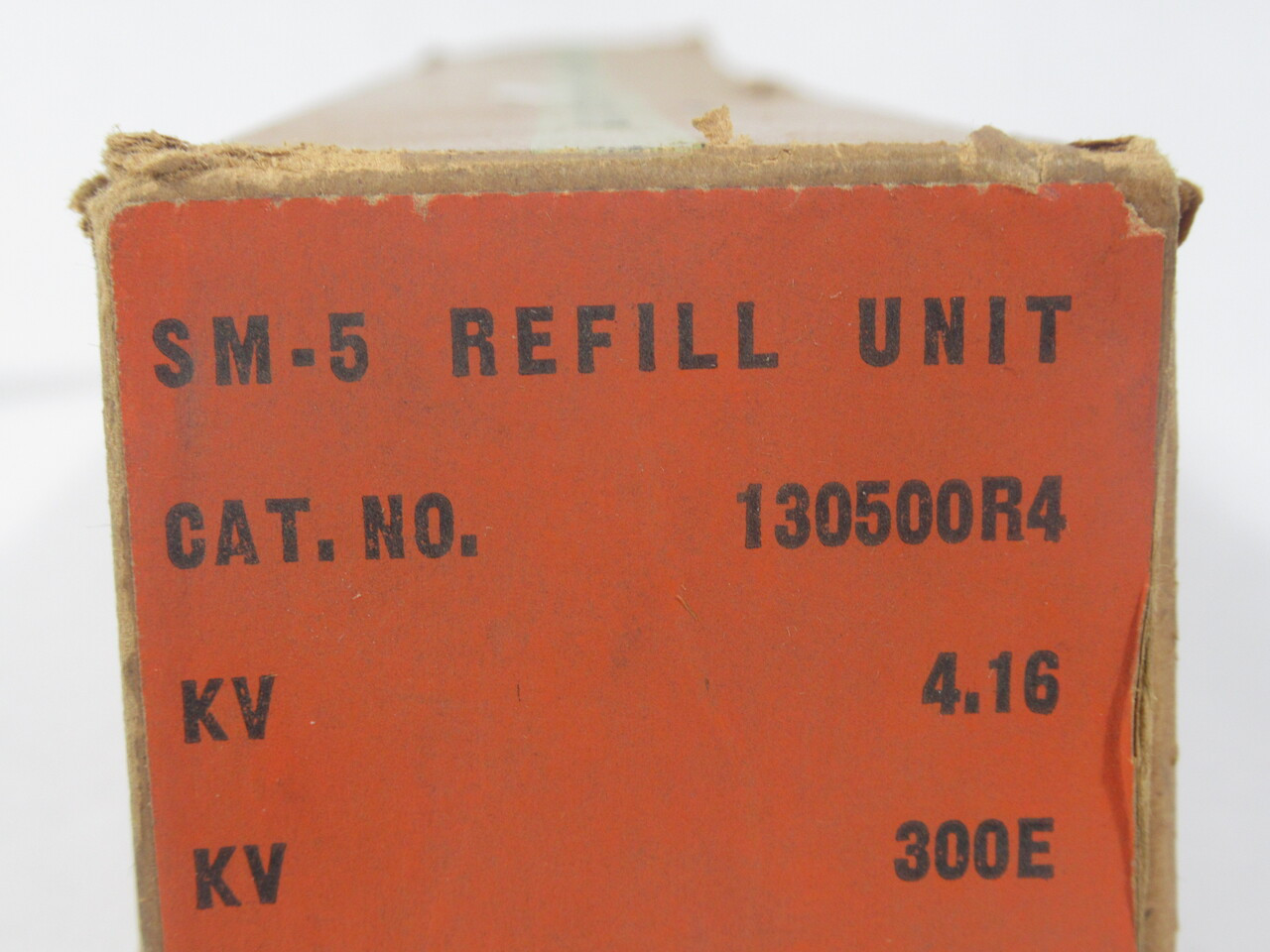 S&C Electric 130500R4 Old Style SM-5 Fuse Refill Unit 300A DAMAGED BOX NEW