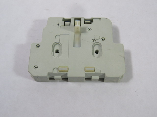 Siemens 3TX4011-8A Auxiliary Contact Block 1NO + 1NC USED