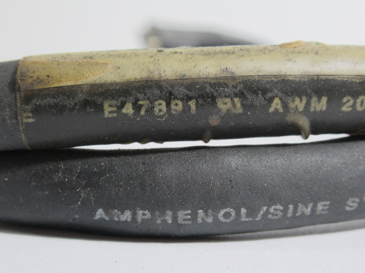 Amphenol E47891 ULTI-MAX KA-51053/Low Voltage Computer Cable 3ft USED