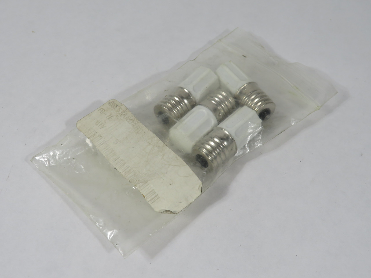 Generic FG-7E Fluorescent Starter Bulb 4-10W Lot of 4 NWB