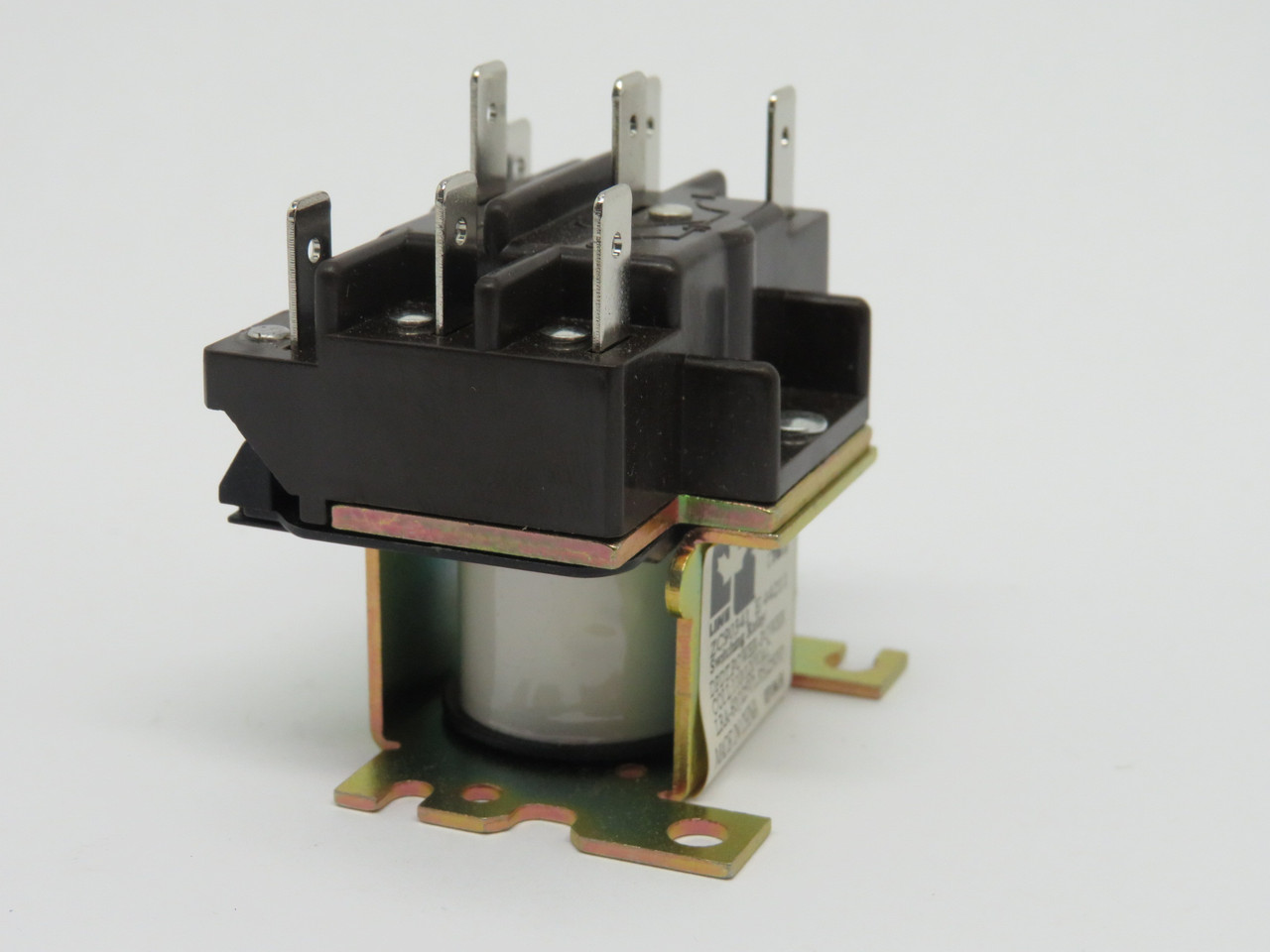 R-Line 25-90341 Switching Relay 110/120VAC Coil NEW