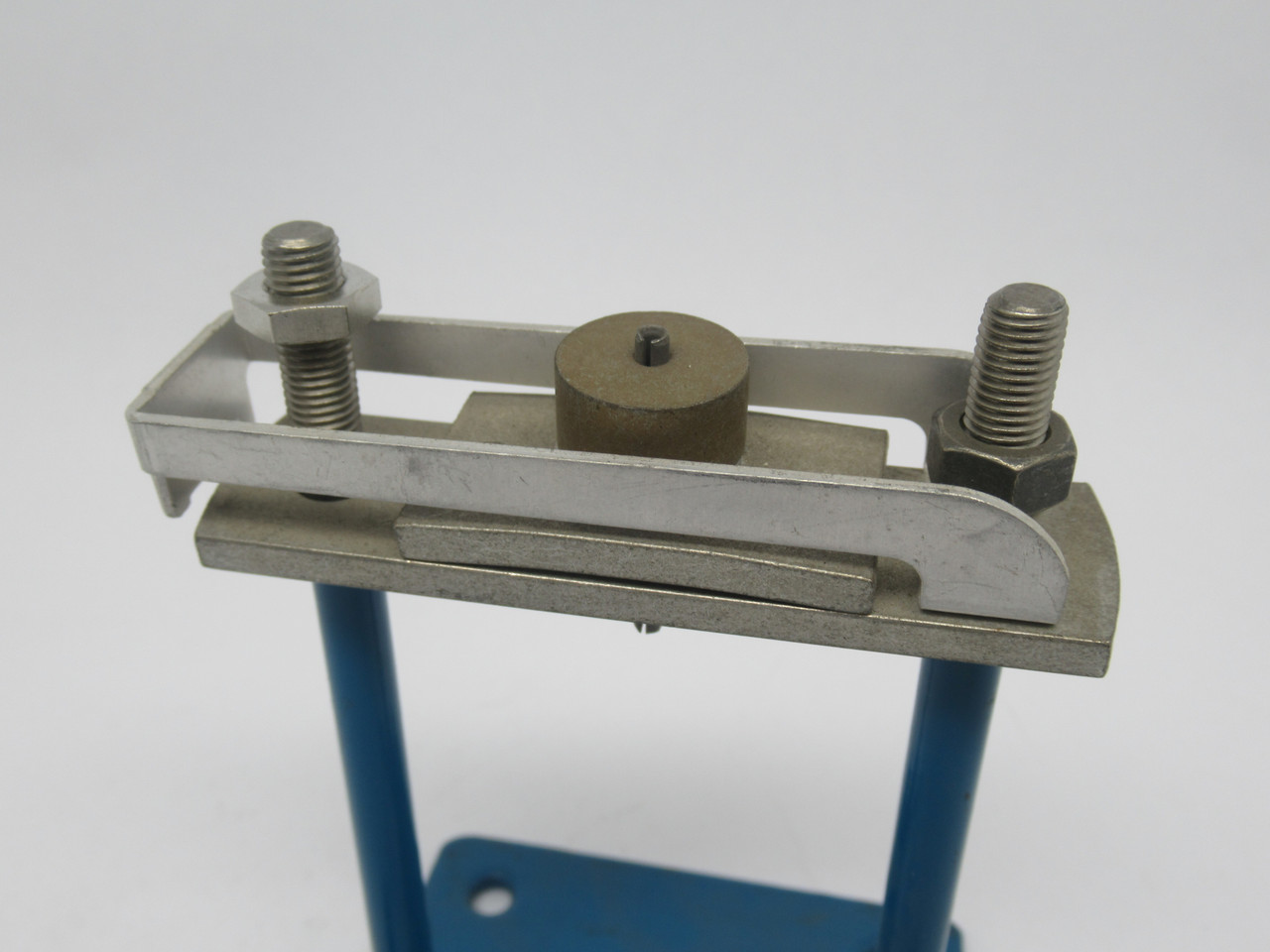 Generic 130-20-J Bracket USED