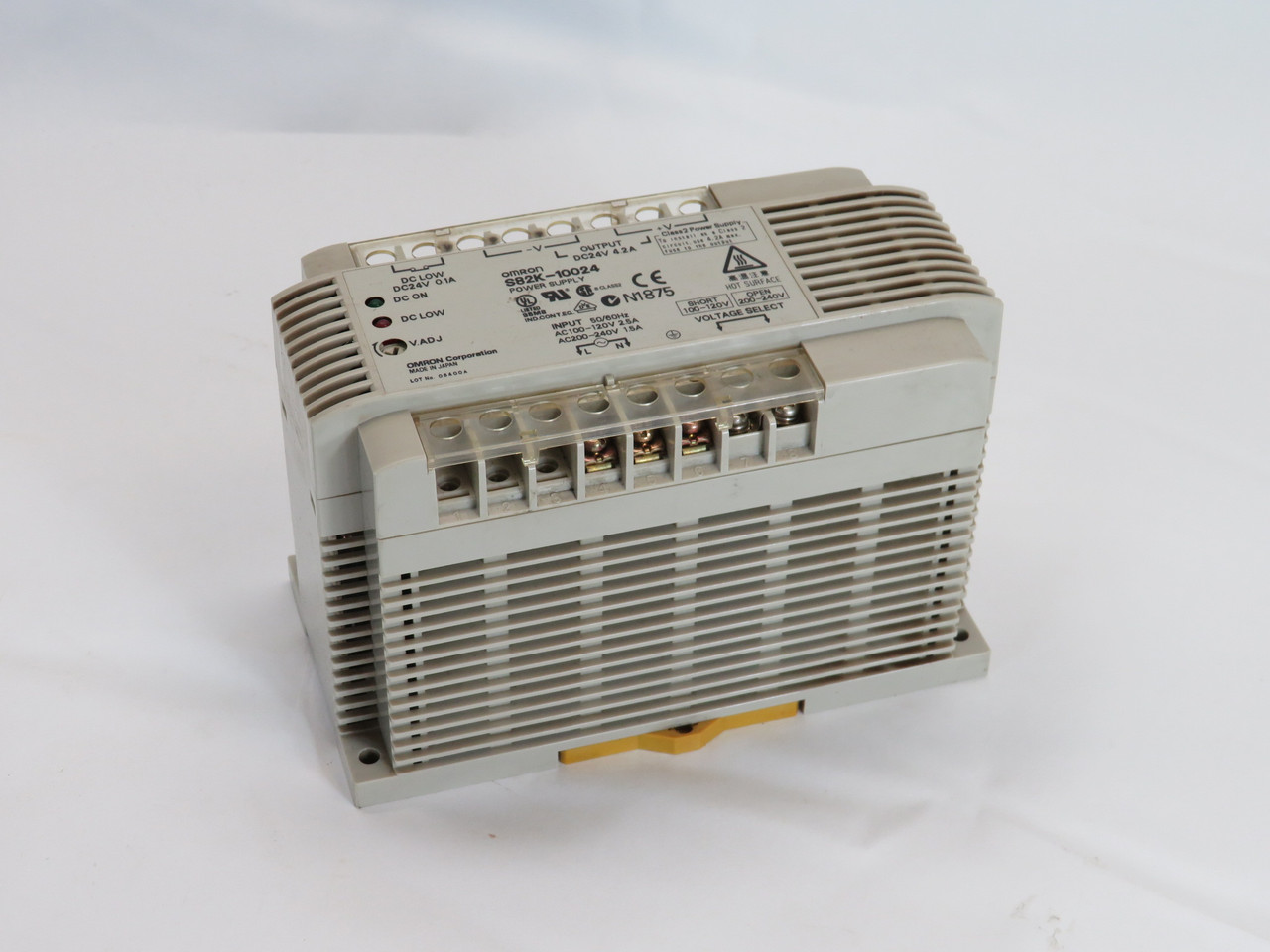 Omron S82K-10024 Power Supply w/DC Low 24VDC 4.2A DC Low: 24VDC 0.1A USED