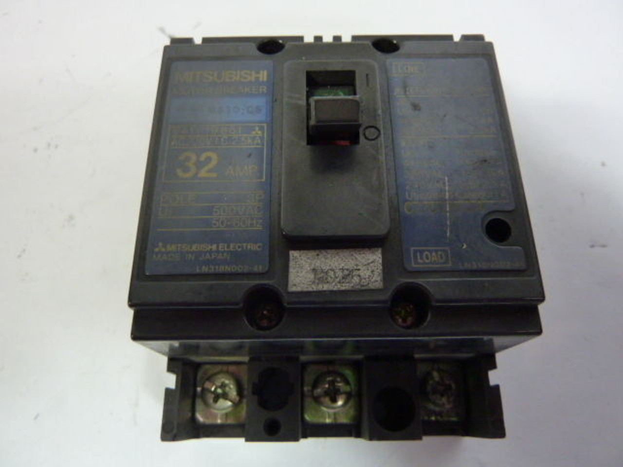 Mitsubishi MB30-CS Circuit Motor Breaker 32A 500VAC USED
