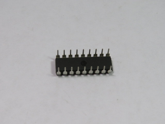 Micrel MIC2981/82BN IC Chip ! NEW !