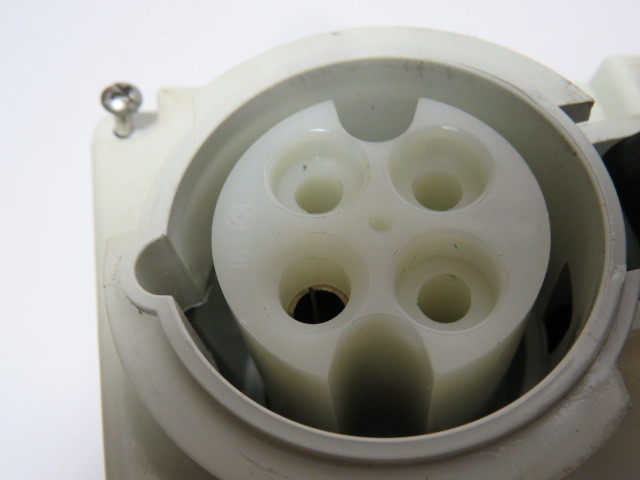 Schyller 15.161 Outdoor Receptacle w/Disconnect 16A 600-690VAC 3Pole USED