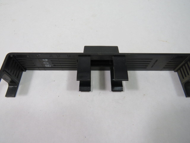 Bussmann SAMI-4/5N Non-Indicator Fuse Block Cover 65-100A 250-600V USED