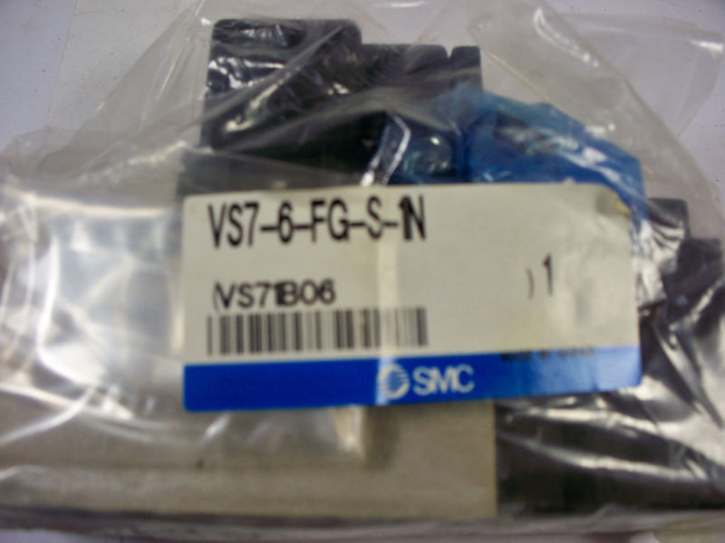 SMC VS7-6-FG-S-1N Solenoid Valve 4/5 Port Class 2D NEW!
