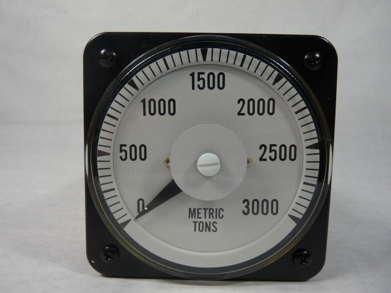 Yokogawa DB40-3000 Metric Ton Panel Meter 0-3000 Range ! NEW !