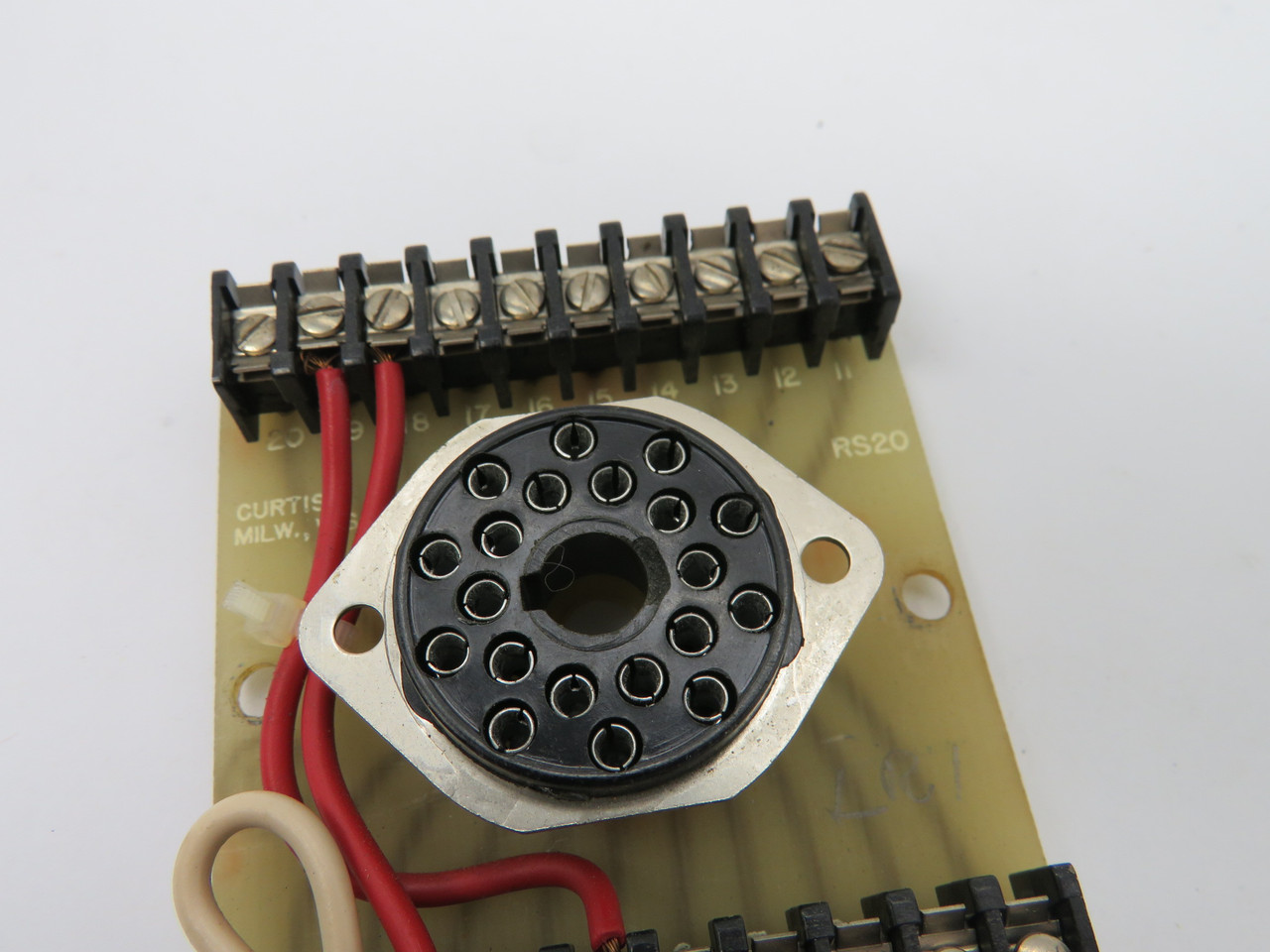 Curtis RS20 Relay Socket USED