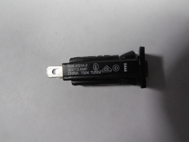 Tyco Electronics W28-XQ1A-2 Thermal Circuit Breaker 1Pole 250V 20A USED