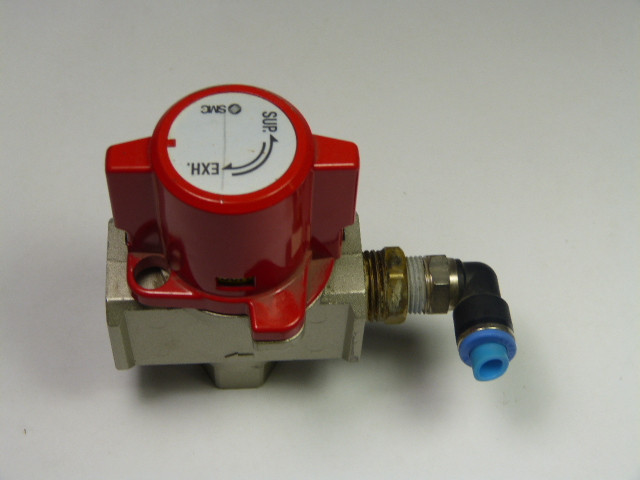 SMC VHS40-04 Pressure Relief Valve 3 Port Lock Out USED