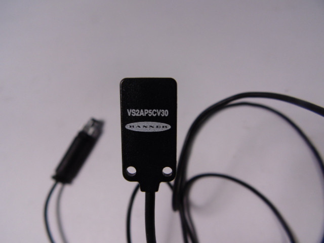 Banner VS2AP5CV30 Photoelectric Sensor 10-30VDC USED
