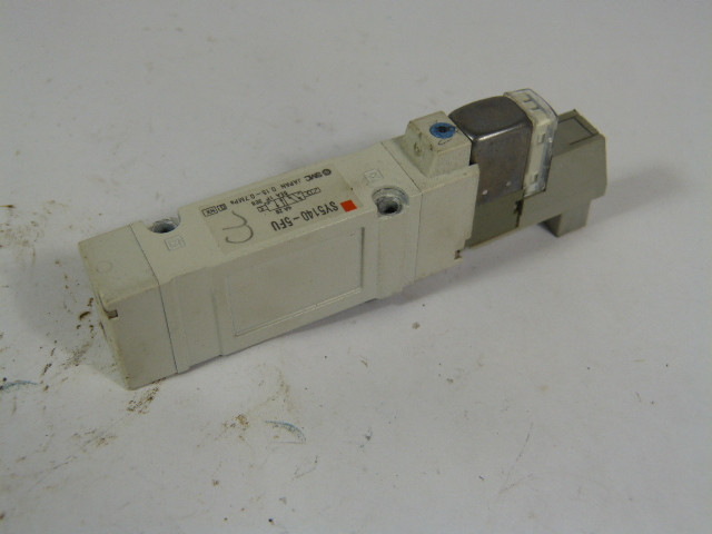 SMC SY5140-5FU Solenoid Valve USED