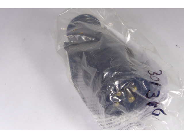 Steck S-4275 Industrial Connector Plug ! NWB !