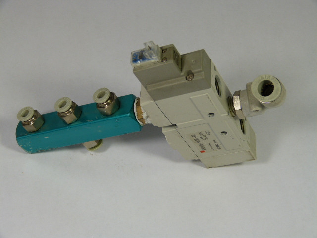 SMC SY9120-5LZD-03 Valve Double Sol USED