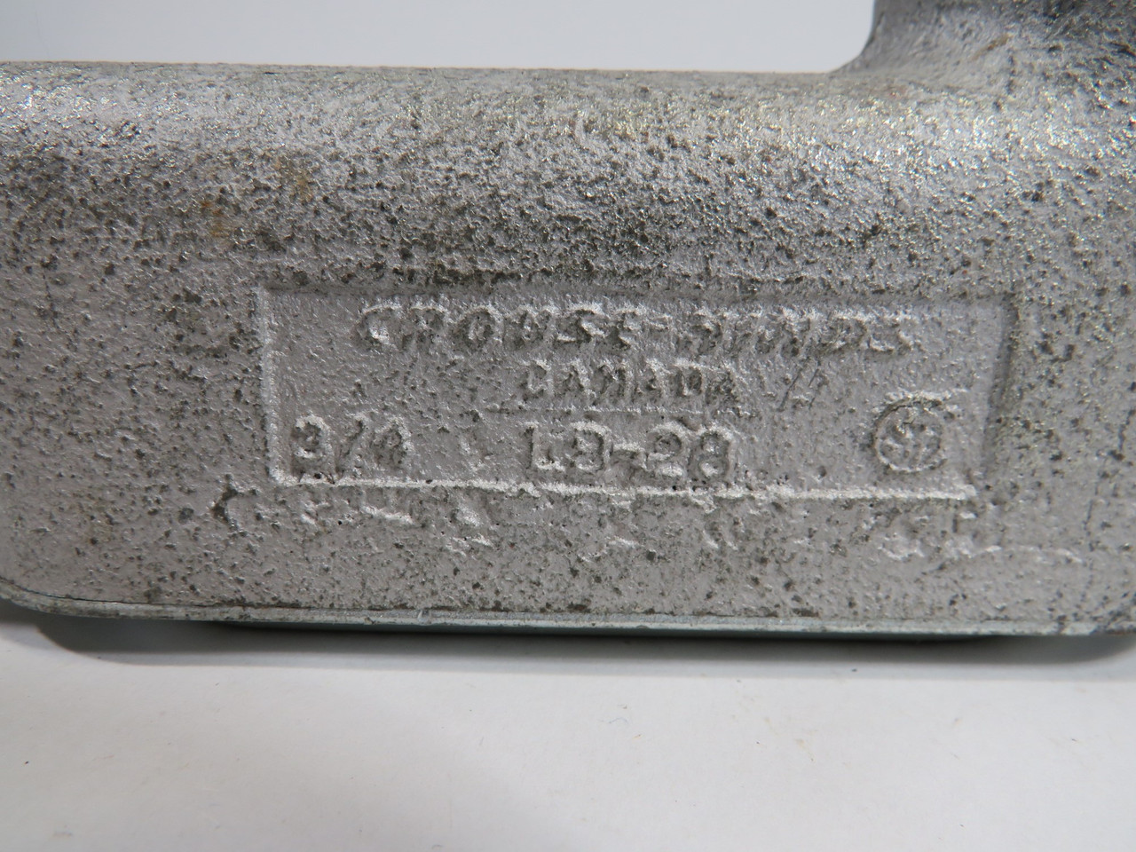 Crouse-Hinds LB28-3/4 Conduit Fitting  USED