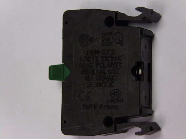 Moeller M22-CKC10 Black Contact Block 10A 600VAC 1A 250VAC USED