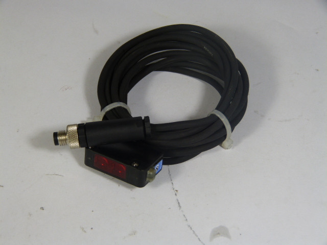 Keyence PZ-M11P Photo electric auto Calibration Sensor 12-24VDC USED