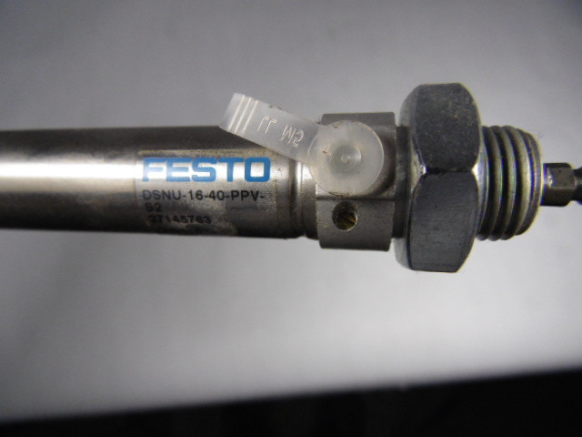 Festo DSNU-16-40-PPV-S2 Standard Cylinder USED