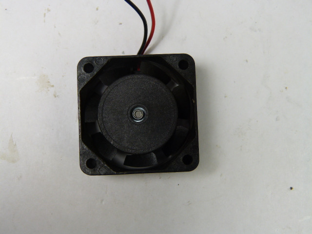 Generic FBK04F24H Fan 24V USED