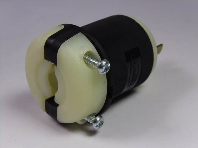 Hubbell HBL2611CN Twist-Lock Plug 30A 125V 2P 3W ! NEW !