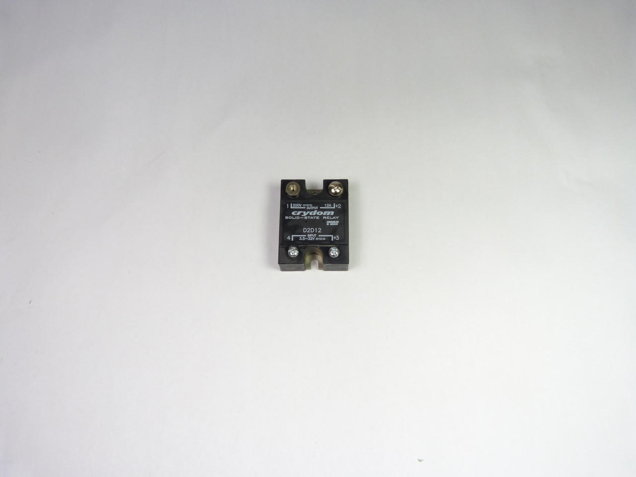 Crydom D2D12 Solid State Relay 200VDC 12 Amp MISSING ONE SCREW USED