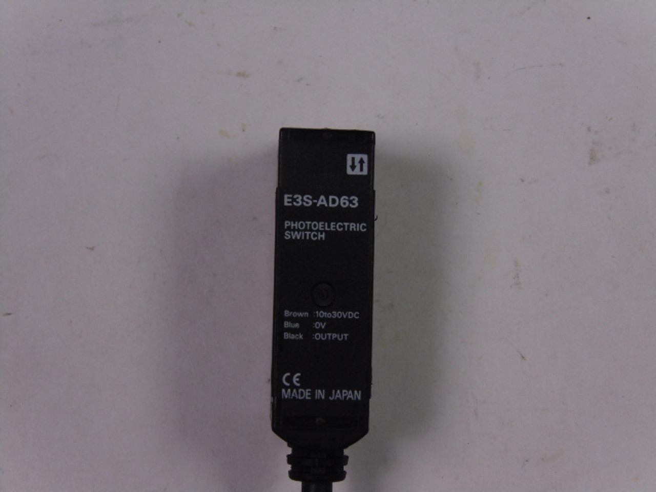 Omron E3S-AD63 Photoelectric Sensor 100MA 10V-30V USED