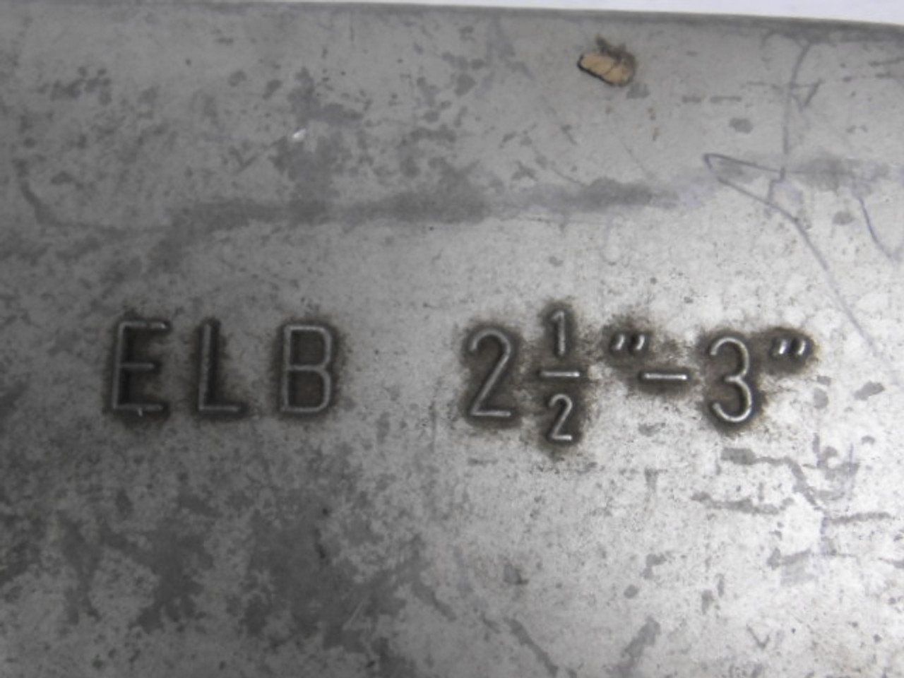 EDC ELB-2-1/2-3 Conduit Body 2-1/2" - 3" USED