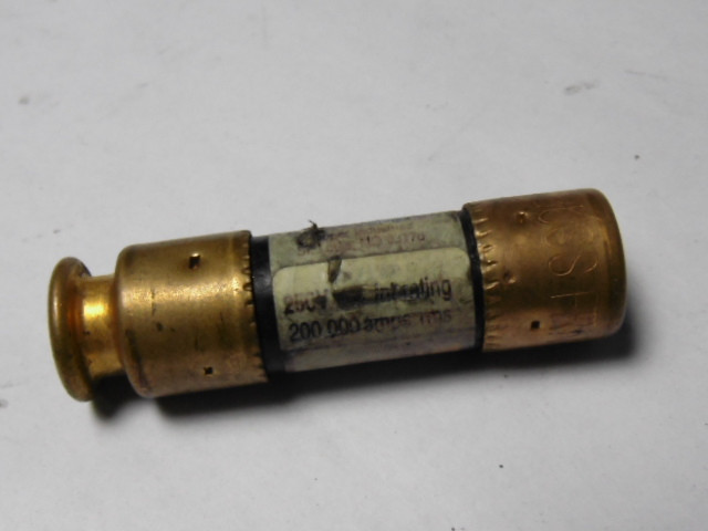 Fusetron FRN-R-2 Time Delay Dual Element Fuse 2A 250V USED