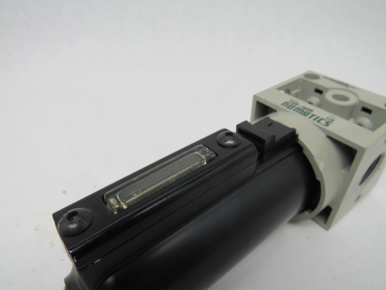 Numatics F22B-04AM Coalescing Filter Shelf Wear USED