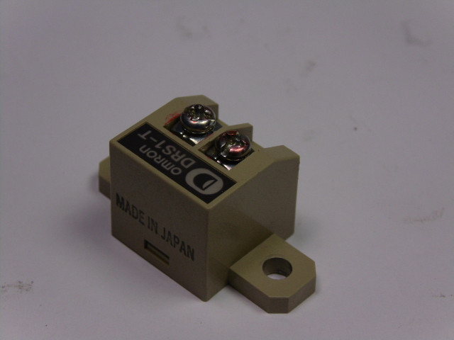 Omron DRS1-T DeviceNet Terminator USED - Industrial Automation Canada