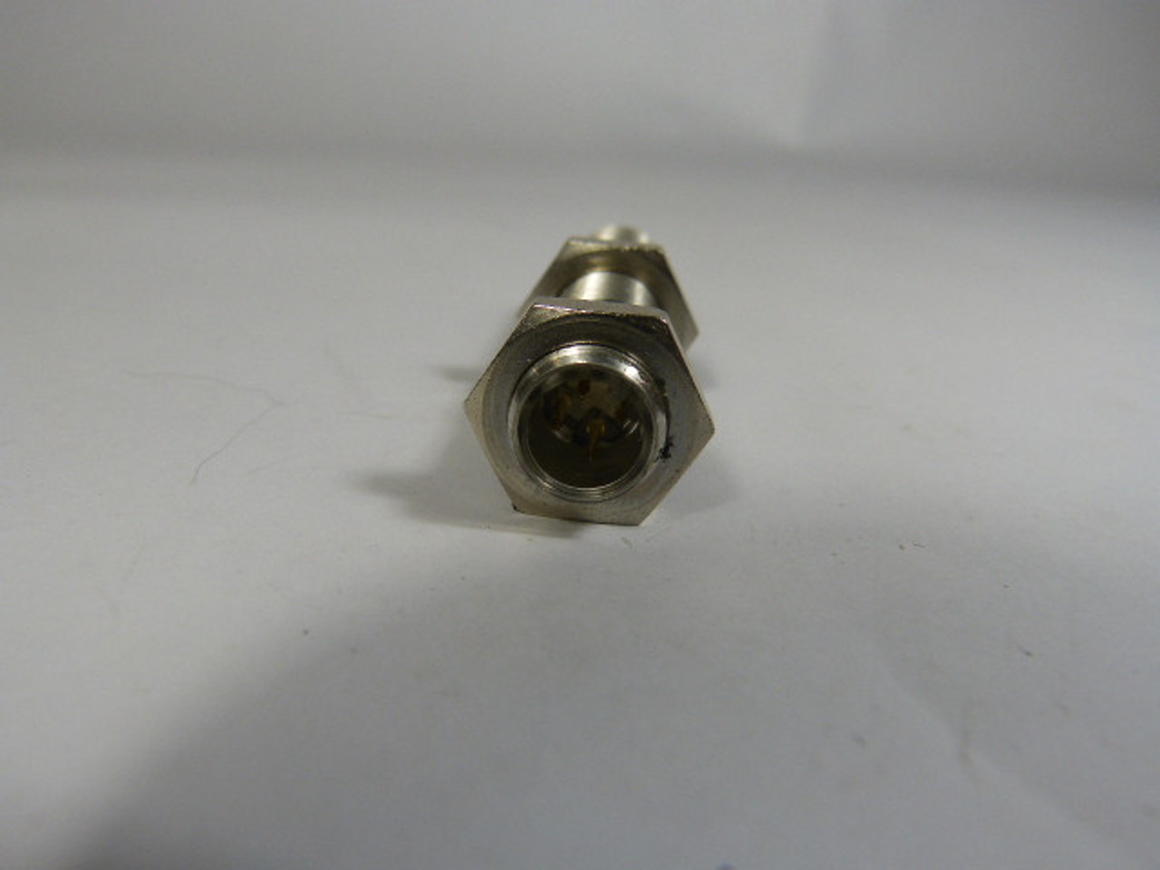 IFM IFS208 Proximity Inductive Sensor USED