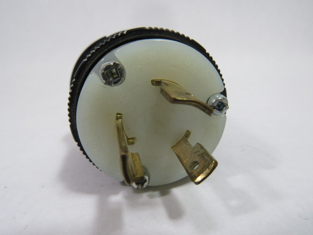 Cooper CWL520P Twist Lock Plug 20A 125V 3W 2P USED