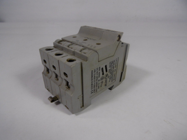 Bussmann CHCC3I  Power Safe Fuse Block 30A 3P 600VAC Class CC SHELF WEAR USED
