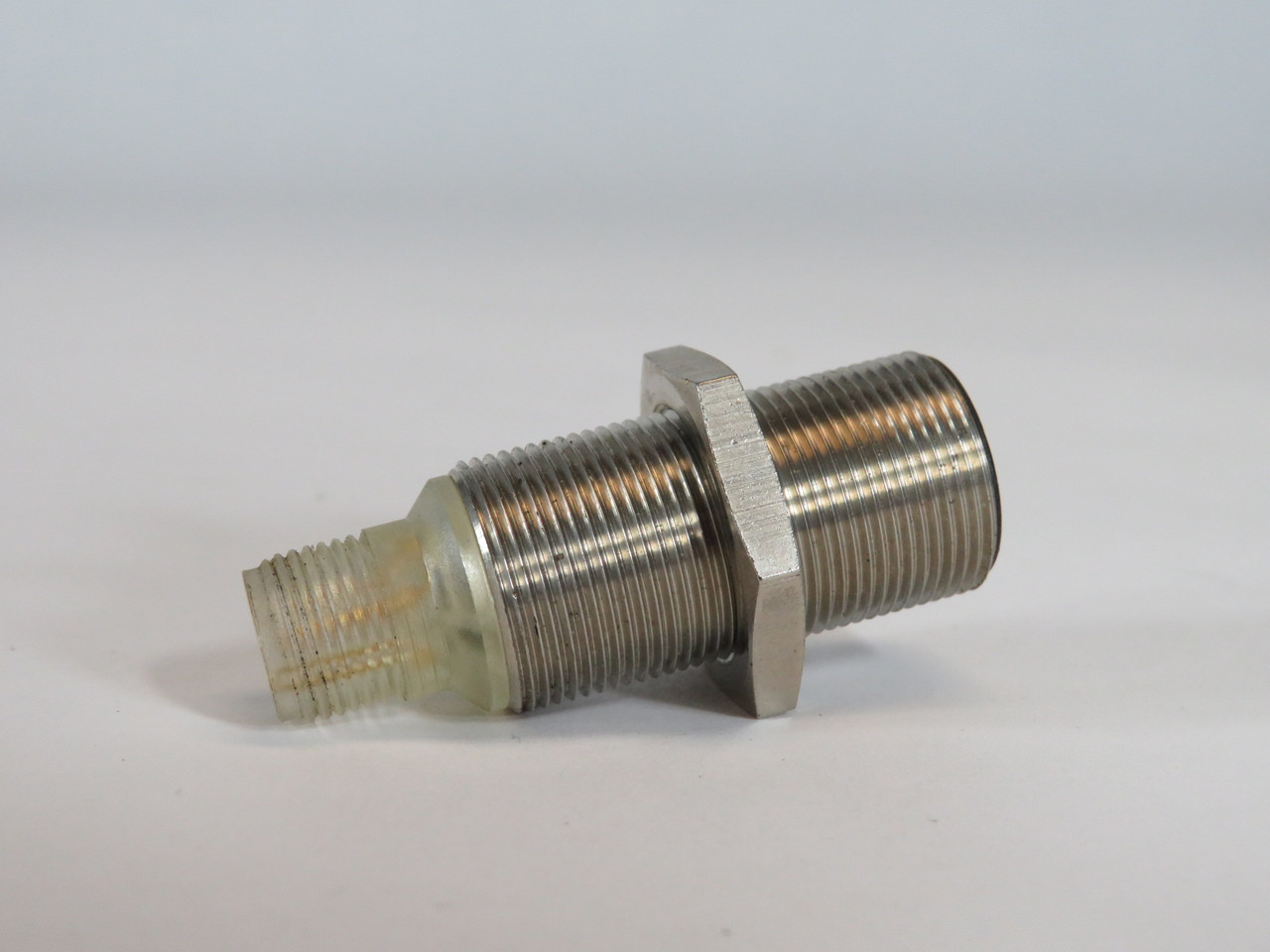 Balluff BES-M18MF-USC70B-S04K Proximity Switch 10-30VDC 100mA 7mm USED