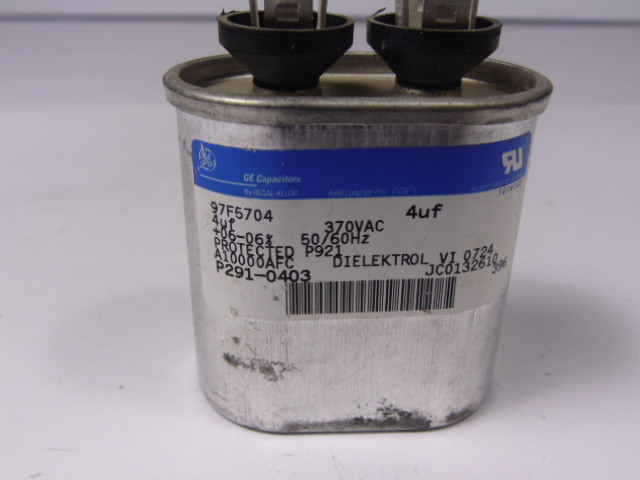 General Electric 97F5704 Capacitor 4uf 370VAC 50/60Hz USED