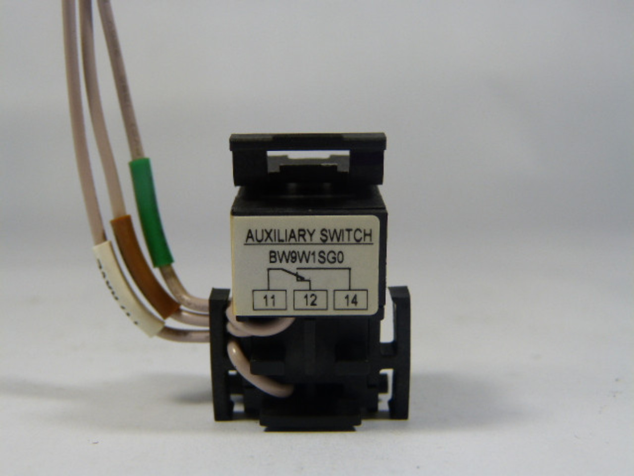 Fuji Electric BW9W1SG0 Auxiliary Contact for Fuji BW125 & BW250 USED