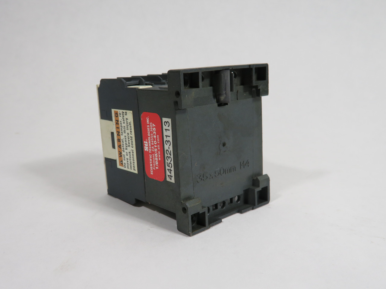 Telemecanique CA3KN31BD3 Control Relay 24VDC 3NO 1NC USED