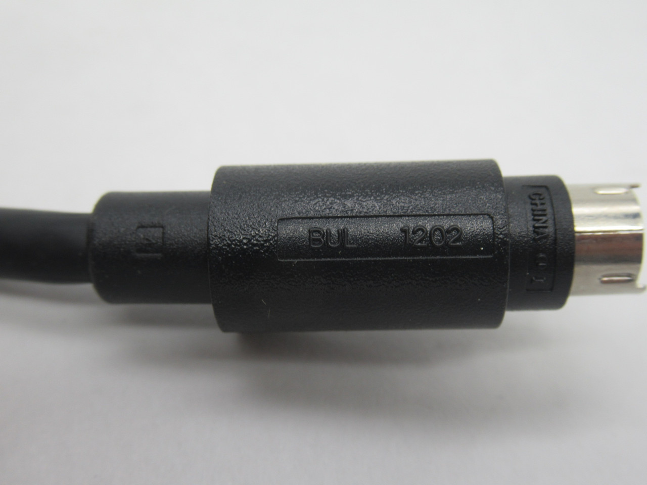 Allen-Bradley 1202-C02 Connector Cable 0.2m L A22105-134-12 USED