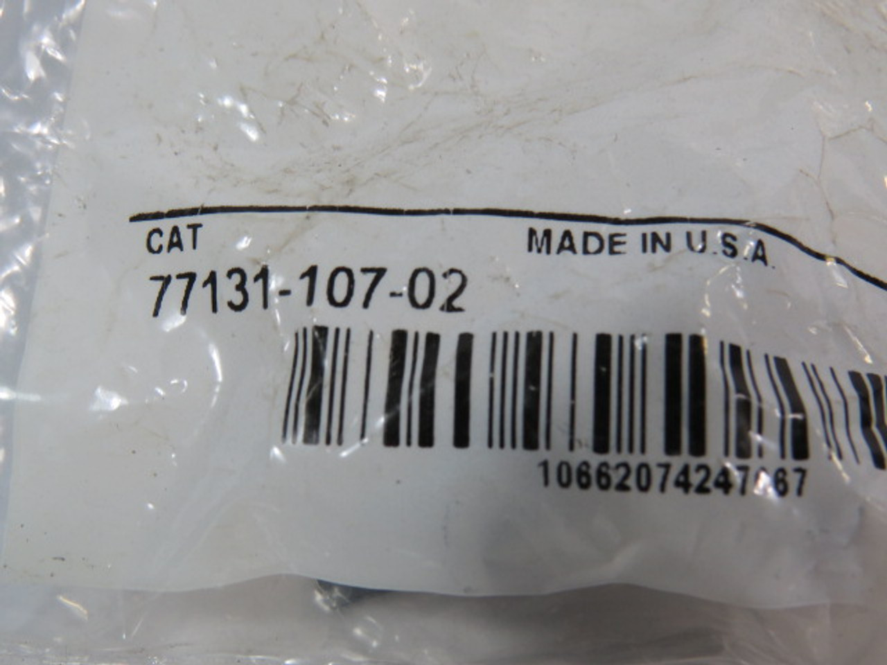 Allen-Bradley 77131-107-02 Lamp Base Renewal Part ! NEW !