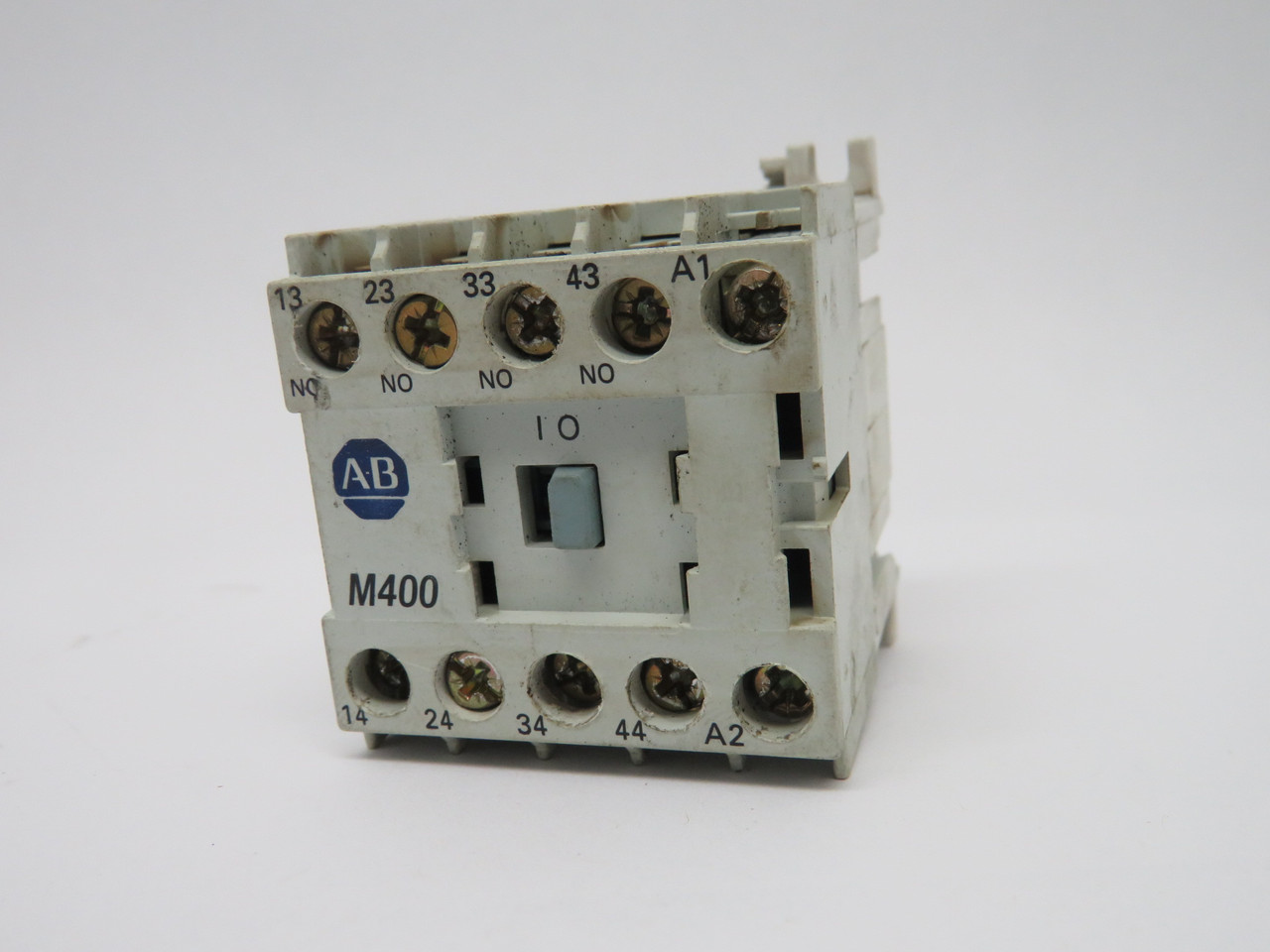 Allen-Bradley 700-M400A1 Miniature Control Relay 100V 50HZ/110-120V 60HZ USED