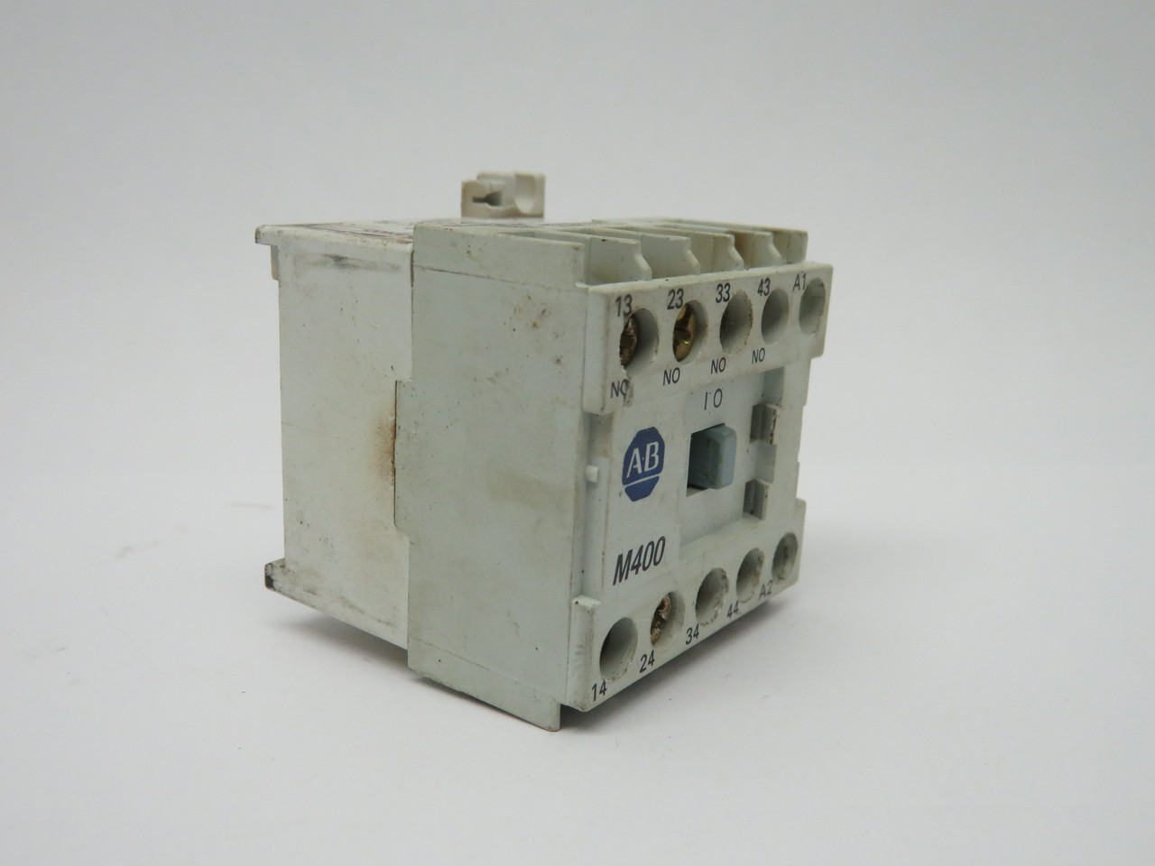 Allen-Bradley 700-M400A1 Miniature Control Relay 100V 50HZ/110-120V 60HZ USED
