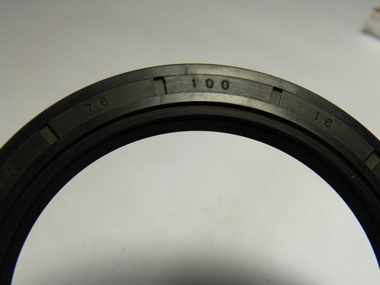 TCM 76X100X16 Oil Seal ! NOP !
