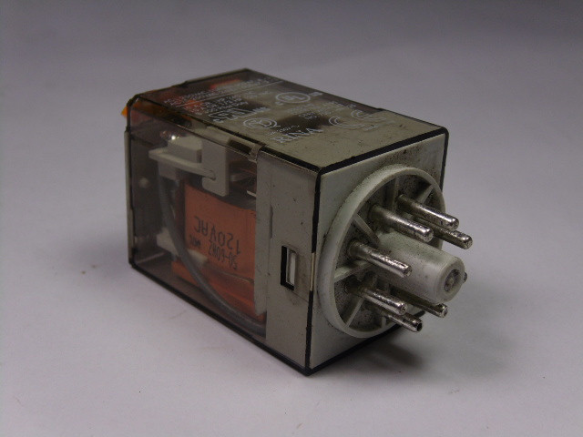 Allen-Bradley 700-HA32A1-3-4 Relay 120VAC 10A SER D USED