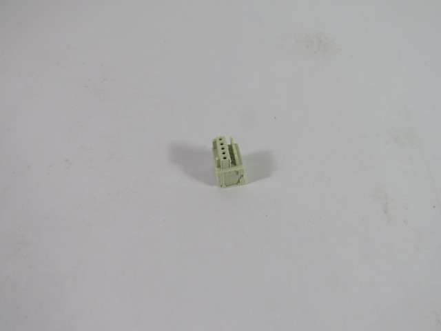 Wago 733-105 Female Terminal Block Plug 2.5mm 5-Pos USED