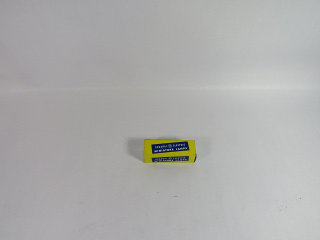 General Electric 786 Miniature Halogen Light Bulb 12W 6V NEW