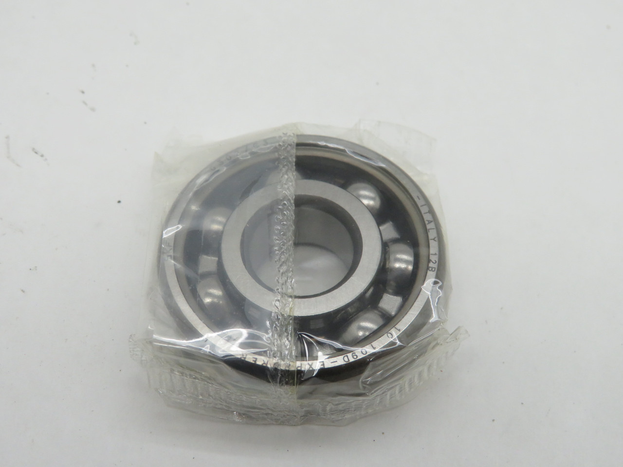 SKF 6302/C3 Deep Groove Ball Bearing 42mmOD 15mmID 13mmW DMG BOX NEW