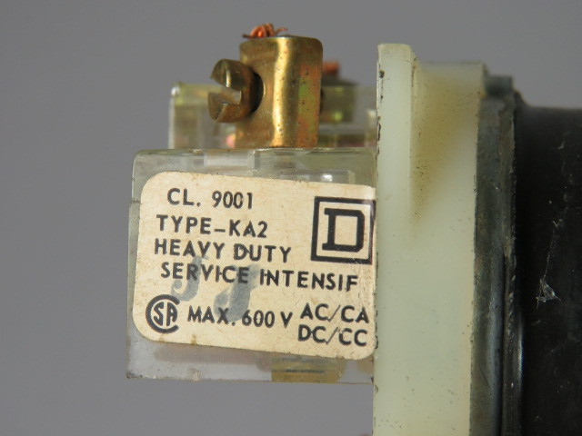 Square D 9001-KR3BH5 Push Button 600V 1NO Black Extended w/Boot USED